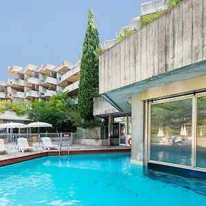 Hotel Sowell Family Le Vallon, Grospierres